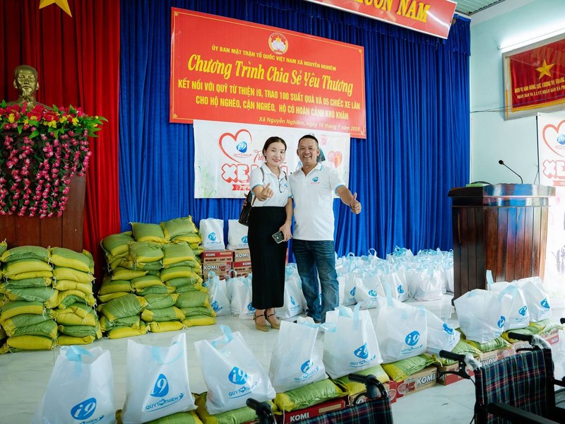 Hình ảnh cộng đồng hỗ trợ người chơi cá cược